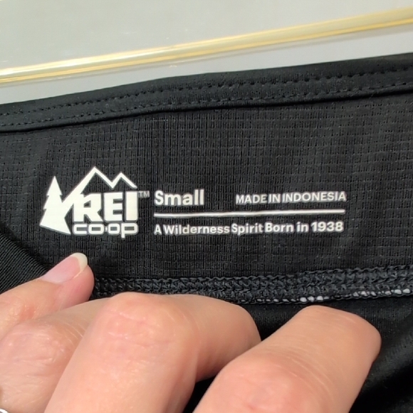 Black Cycling Shorts - Picture 3 of 6